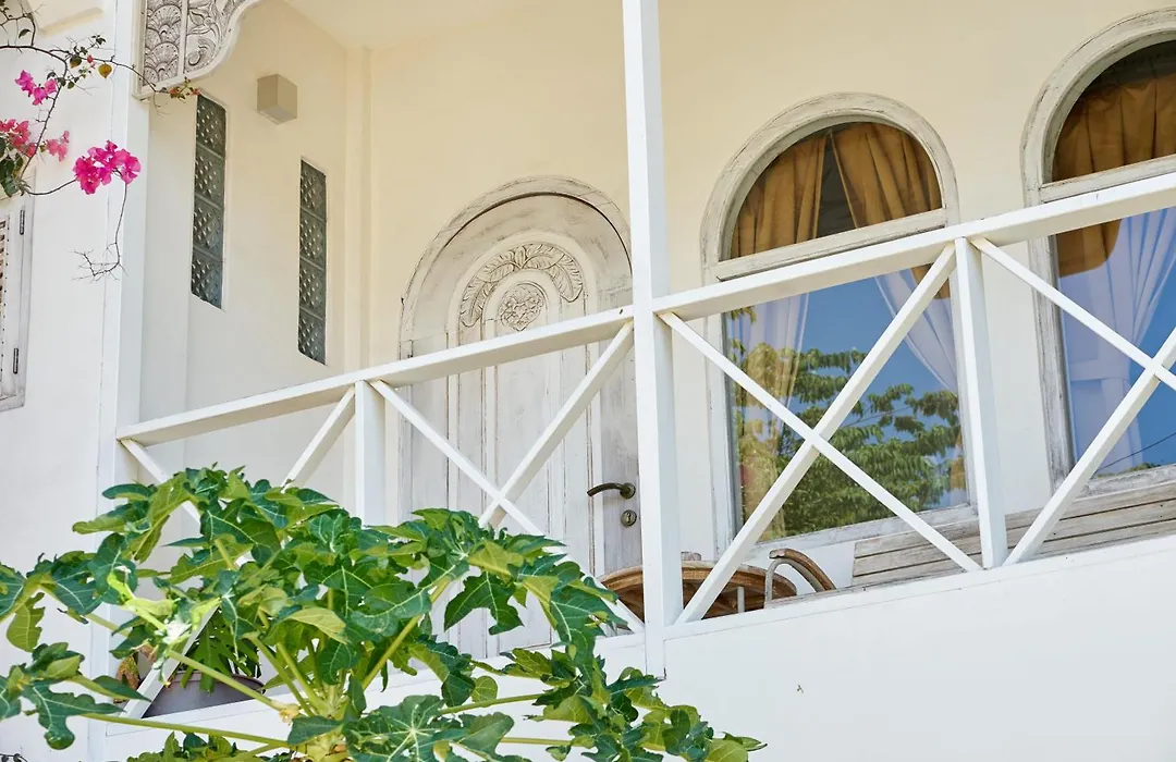 Isla Indah Retreat Boutique Hotel-1